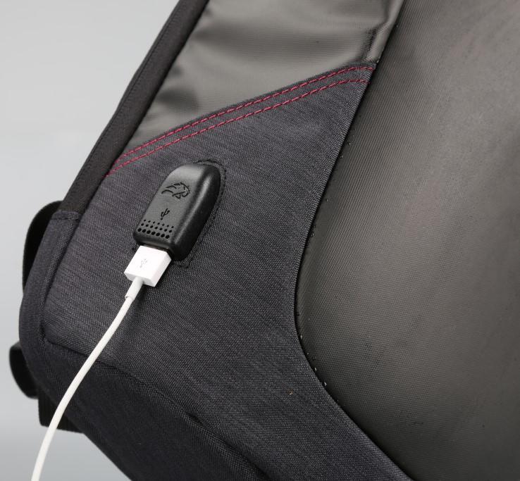 Blink Reflektierender Rucksack mit USB-Anschluss